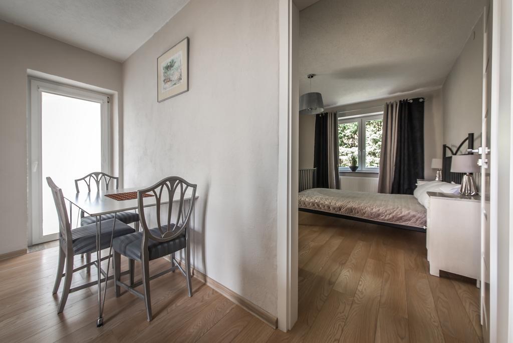 Apartamenty Jablonowa ジェロナ・グラ エクステリア 写真