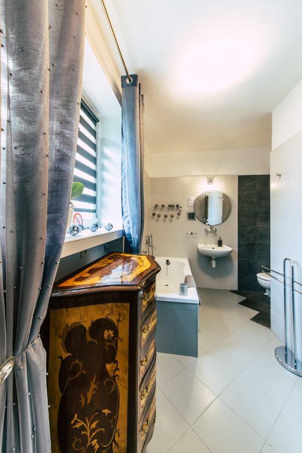 Apartamenty Jablonowa ジェロナ・グラ エクステリア 写真