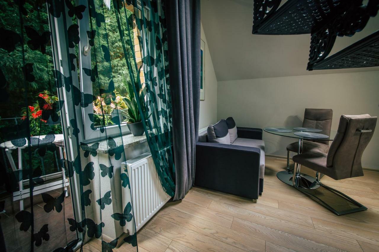 Apartamenty Jablonowa ジェロナ・グラ エクステリア 写真